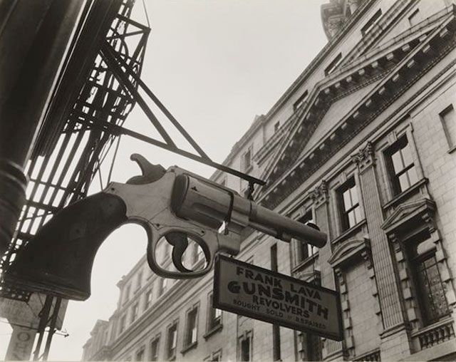 February 4, 1937 â Gunsmith and Police Department Headquarters. 6 Centre Market Place and 240 Centre Street.